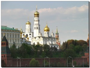 Золотые купола Кремля