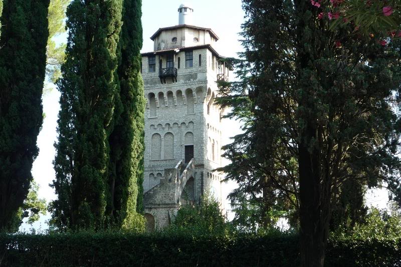 Башня Д'Аннунцио