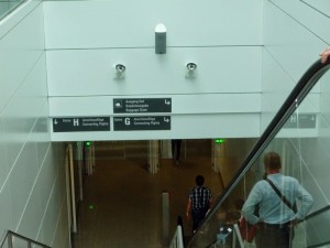 эскалатор в аэропорту