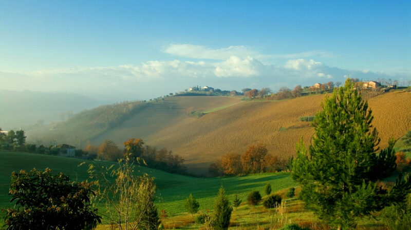 Холм - итальянский пейзаж