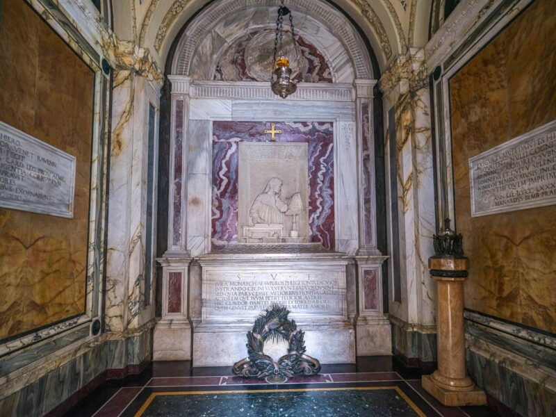 гробница Данте
