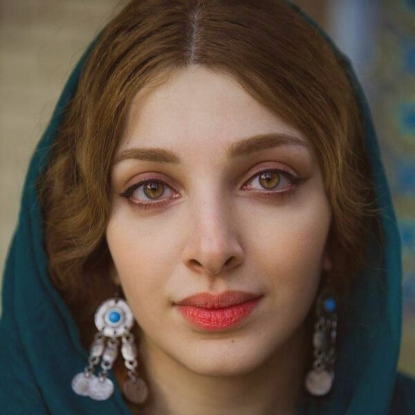 Красивая арабская девушка